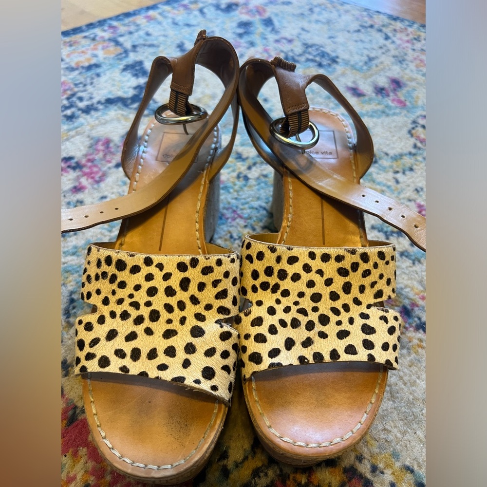 Size 7 dolce vita animal print platform strap sandals cork sole buckle strap